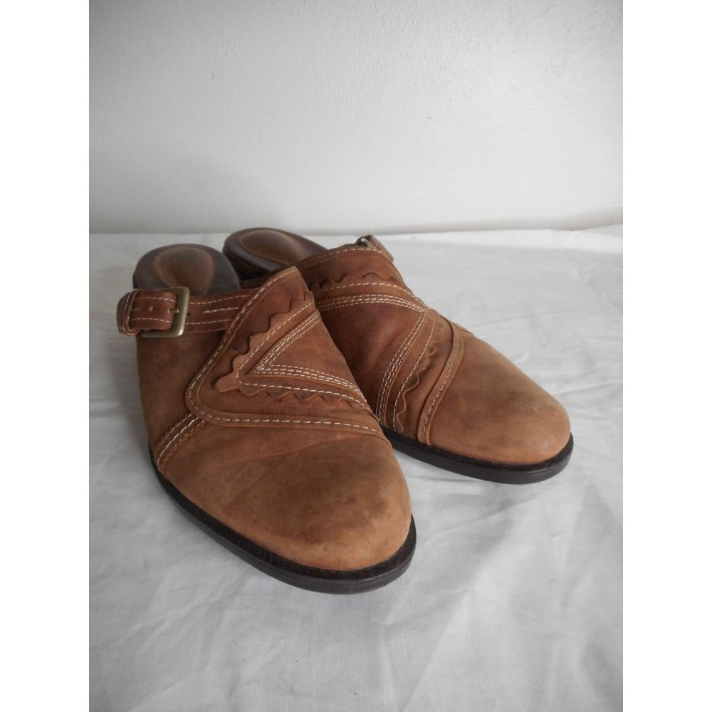 Clarks Artisan Sz 9M Brown Leather Slide Mule Shoes